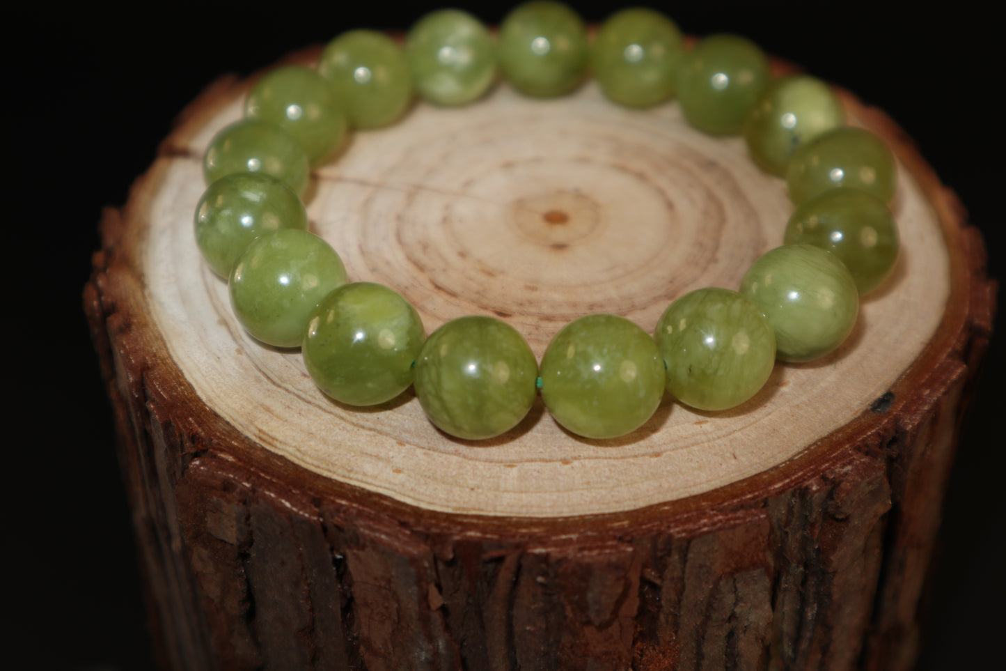 Qingti Milk Cap Gemstone