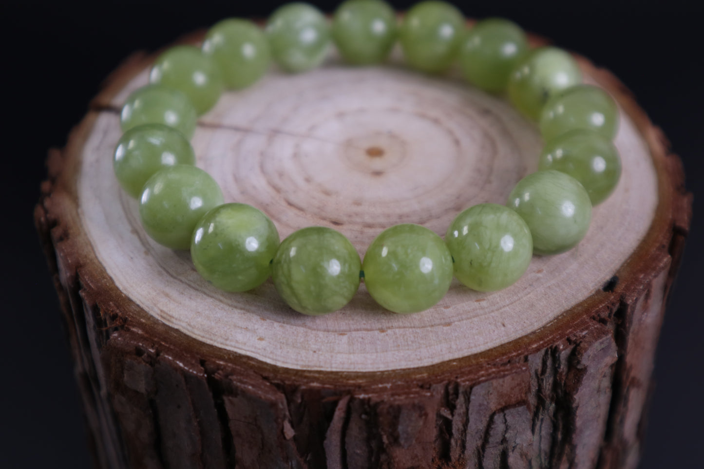 Qingti Milk Cap Gemstone
